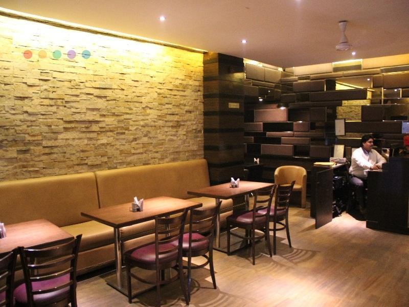 Vivek Hotel New Delhi Exterior photo